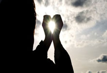 爱体育官网:为前4拼了!韩德君带伤出战,张镇麟继续缺席,邱彪透露山东策略.